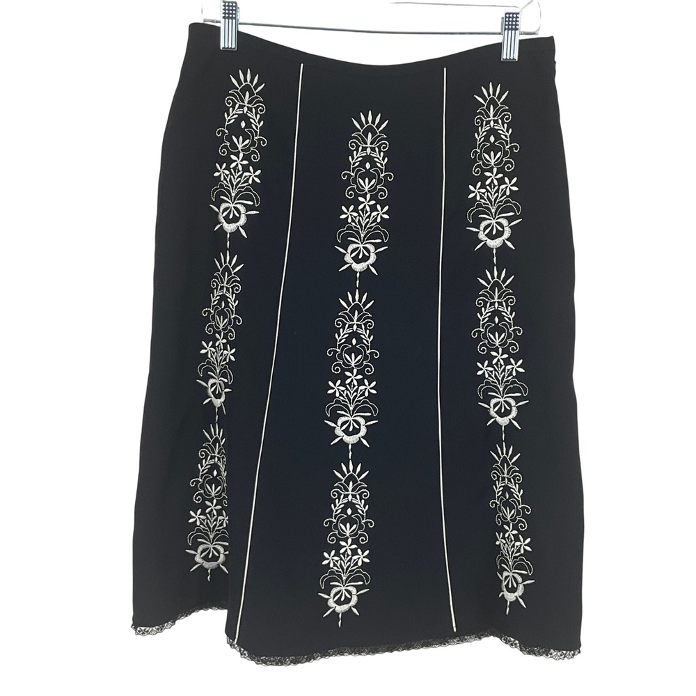 Ann Taylor LOFT Skirt Womens 8 Black Floral Embroidered Lace Trim Office